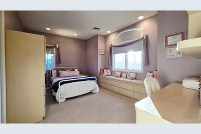 34 Melanie Lane, Syosset, NY 11791 - Photo 17