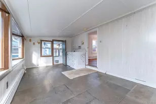 77 Pine St, West Hurley, NY 12491 - Photo 27