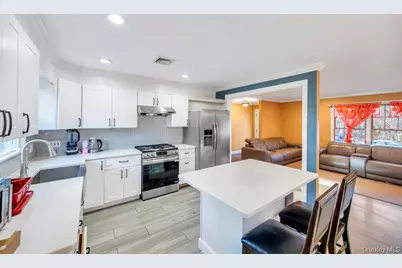 11 Industrial Boulevard, Riverhead, NY 11901 - Photo 13