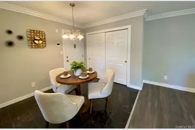 307 Robinson Avenue #5, Patchogue, NY 11772 - Photo 3