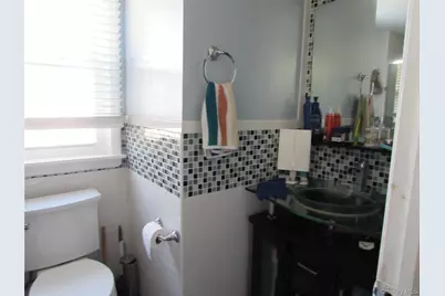 51 Phoenix Street, Hempstead, NY 11550 - Photo 9