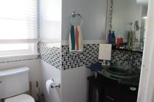 51 Phoenix St, Hempstead, NY 11550 - Photo 9