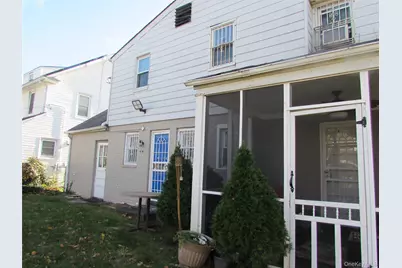 51 Phoenix Street, Hempstead, NY 11550 - Photo 15