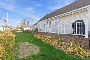 2398 Yorktown St, Oceanside, NY 11572 - Photo 21