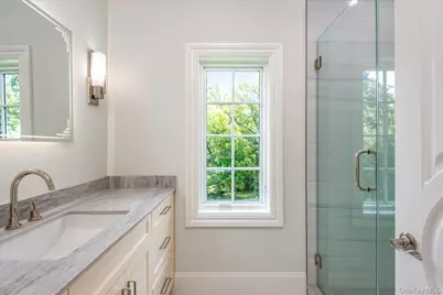 566A E Shore Road, Great Neck, NY 11024 - Photo 25