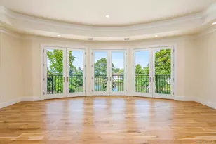 566A E Shore Rd, Great Neck, NY 11024 - Photo 21