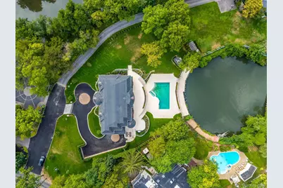 566A E Shore Road, Great Neck, NY 11024 - Photo 39