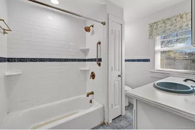 165 Wayne Avenue, Suffern, NY 10901 - Photo 29