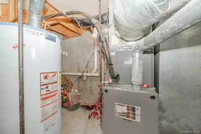 5 Northwood Boulevard, Central Islip, NY 11722 - Photo 25