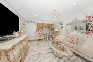 5 Northwood Blvd, Central Islip, NY 11722 - Photo 9