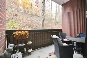 1374 Midland Ave, Bronxville, NY 10708 - Photo 17