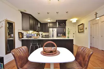 1374 Midland Avenue #101, Bronxville, NY 10708 - Photo 7