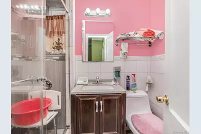 1012 E 225th Street, Bronx, NY 10466 - Photo 7