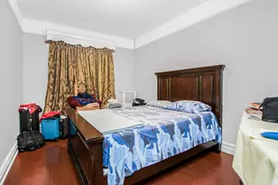 1012 E 225th St, Bronx, NY 10466 - Photo 9