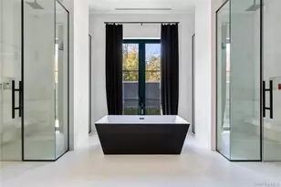 199 Lattingtown Rd, Locust Valley, NY 11560 - Photo 27