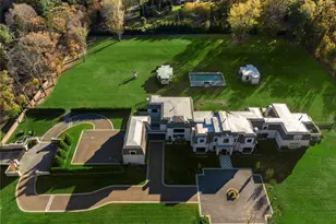 199 Lattingtown Rd, Locust Valley, NY 11560 - Photo 41