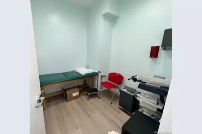 625 E Fordham Road, Bronx, NY 10458 - Photo 11