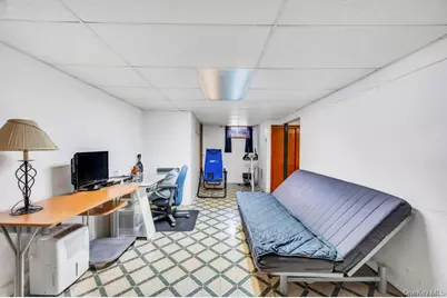 57 Macarthur Avenue, Brentwood, NY 11717 - Photo 27