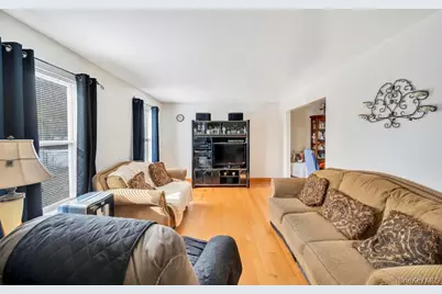 57 Macarthur Avenue, Brentwood, NY 11717 - Photo 11