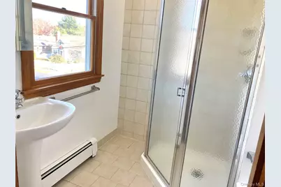 12 Soundview Avenue #Upper, Oyster Bay, NY 11771 - Photo 17