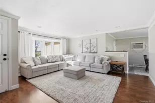 33 Urban Dr, Selden, NY 11784 - Photo 5