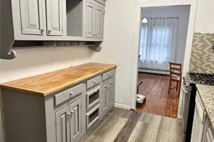 65 Monhagen Ave, Middletown, NY 10940 - Photo 9