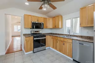 233 Cedar St, Saint James, NY 11780 - Photo 13