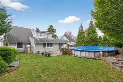 7 Lowland Road, Levittown, NY 11756 - Photo 37