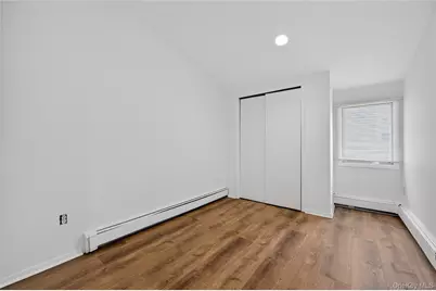 7 Lowland Road, Levittown, NY 11756 - Photo 23