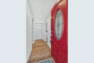 7 Lowland Road, Levittown, NY 11756 - Photo 5