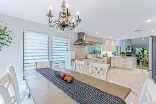 54 Harvard Rd, Manhasset, NY 11030 - Photo 9