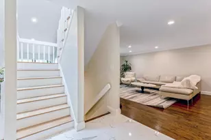 54 Harvard Rd, Manhasset, NY 11030 - Photo 19