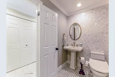 54 Harvard Road #54, Manhasset, NY 11030 - Photo 7