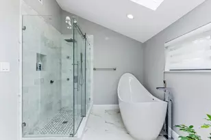 54 Harvard Rd, Manhasset, NY 11030 - Photo 27