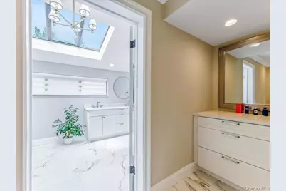 54 Harvard Road #54, Manhasset, NY 11030 - Photo 25