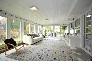 2 Meadow Ln, Rockville Centre, NY 11570 - Photo 9