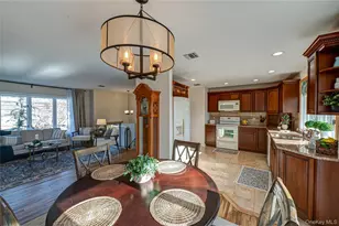 928 Peconic Ave, West Babylon, NY 11704 - Photo 9