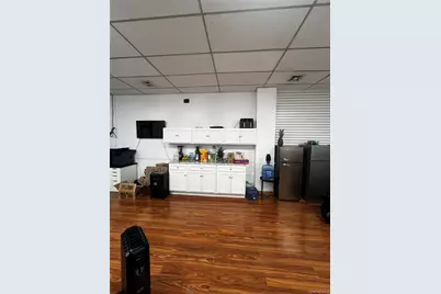 6938 Myrtle Avenue, Glendale, NY 11385 - Photo 5