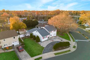 3 Brewster Gate, Massapequa, NY 11758 - Photo 33