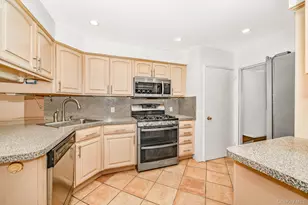 3 Brewster Gate, Massapequa, NY 11758 - Photo 11