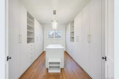 6 Gables Court, Dix Hills, NY 11746 - Photo 15