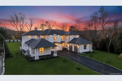 6 Gables Court, Dix Hills, NY 11746 - Photo 1