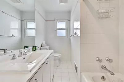 598 Church Avenue, Woodmere, NY 11598 - Photo 31