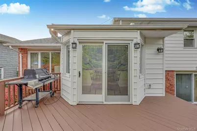 598 Church Avenue, Woodmere, NY 11598 - Photo 41