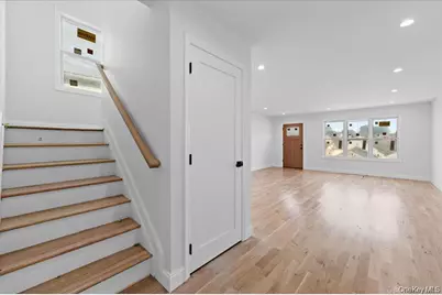 89 Thurton Place, Yonkers, NY 10704 - Photo 27