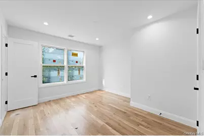 89 Thurton Place, Yonkers, NY 10704 - Photo 21