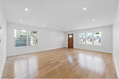 97 Thurton Place, Yonkers, NY 10704 - Photo 23