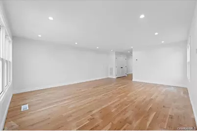 101 Thurton Place, Yonkers, NY 10704 - Photo 11