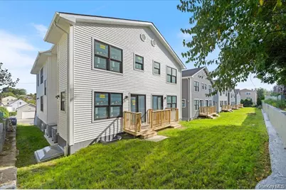 101 Thurton Place, Yonkers, NY 10704 - Photo 49