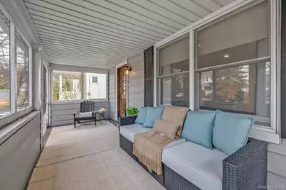 8 Fairview Avenue, Port Washington, NY 11050 - Photo 3